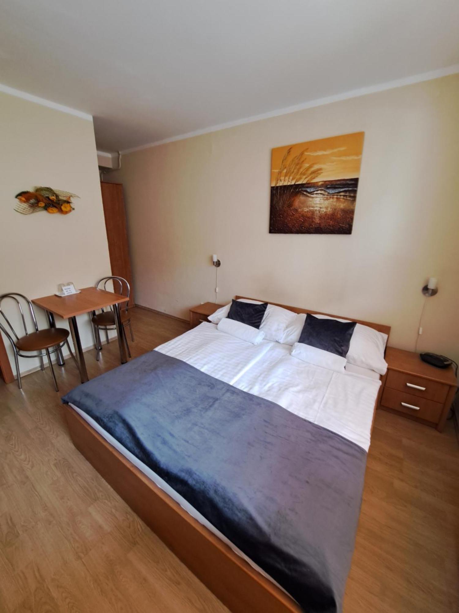 Penzion Rouse Bardejov Esterno foto